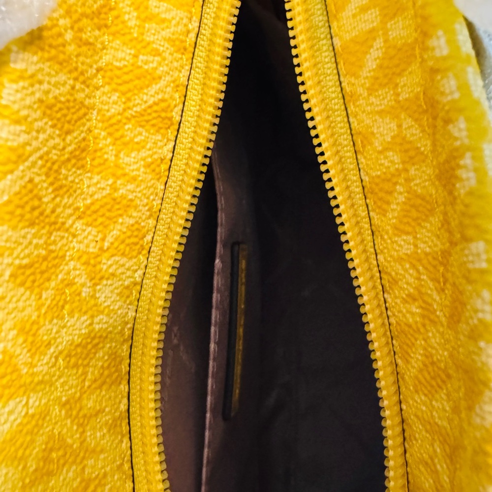 Michael Kors Yellow Ombre Signature Satchel NWT - Picture 5 of 5